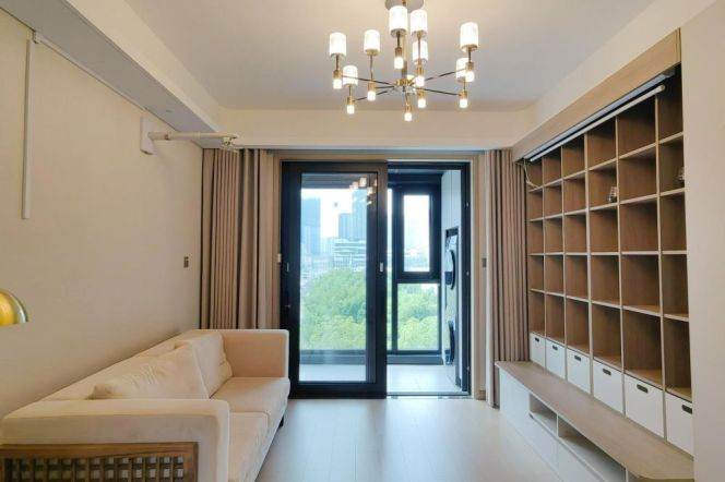 Modern 2 br with Nice storage space + floor heating,easy to NYU+Wellington shanghai