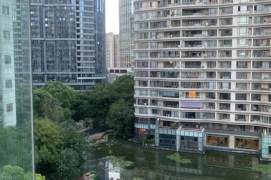 Modern decoration 2brs with floor heating and balcony in  central downtown 