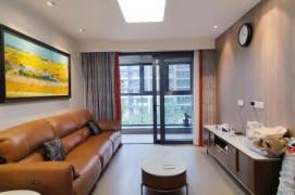 4 br with floor heating + big balcony next Wellington shanghai . L6/8/11