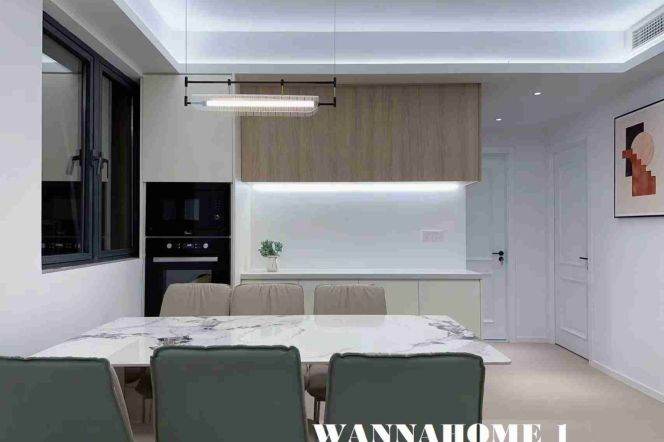 Top Compound+Modern&Spacious 3Bdrs 2Baths Apt+Large Balcony+West Nan Jing Rd CBD