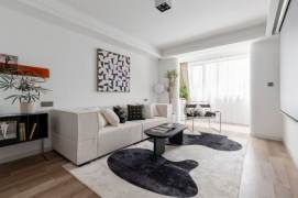 Renovated 2br with floor heating nr Shanghai Libraray &Changshu rd Line 1/7/10