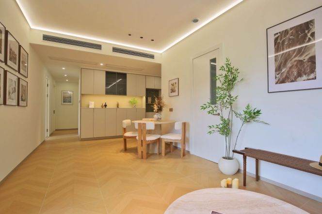 Upscale Modern 3-Bedroom Flat in Xintiandi Historic Area | Premium Rental