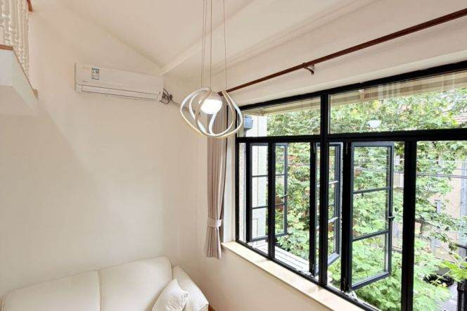 High ceiling 1Br/1Lr/1Bt apt nr South shanxi rd,M1/10/12