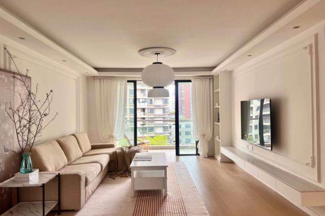 Changde/Haifang rd floor heating 3brs/2lr/2ba apt wt balcony; L7