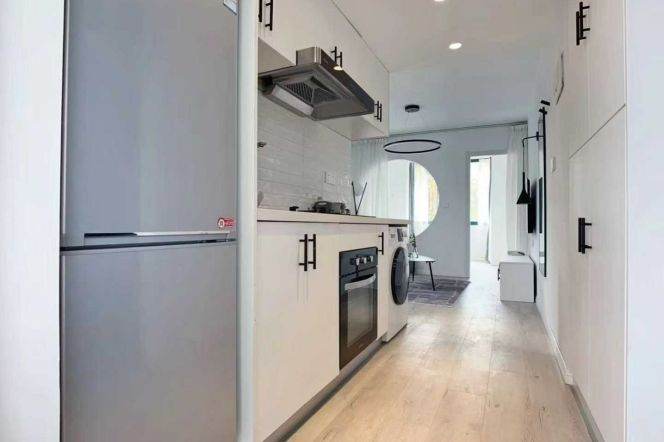 1 br near L2/L3/L4 zhongshan park station