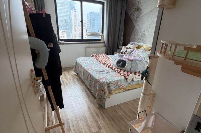 2 brs near L2/L7/L14 jing'an temple station+elevator