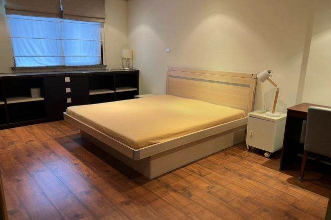 Big 2br/2bt Flat in Xintiandi