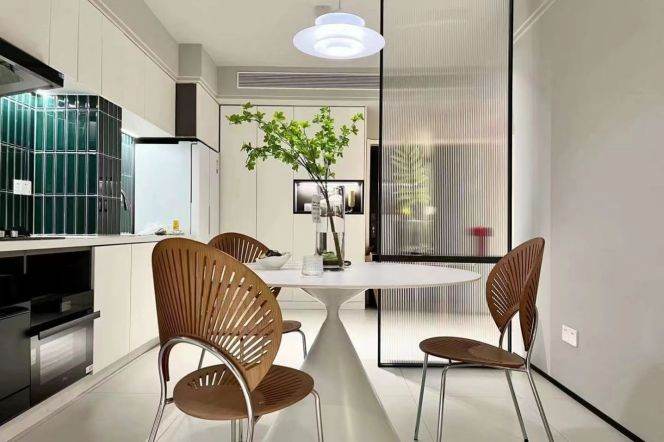 modern big 3brs floor heating in Xintiandi only 21K