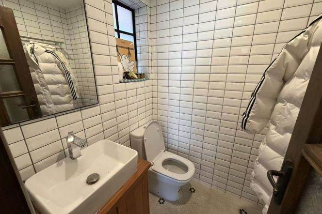 1 br near L2/L7/L14 jing'an temple station+floor heating+balcony