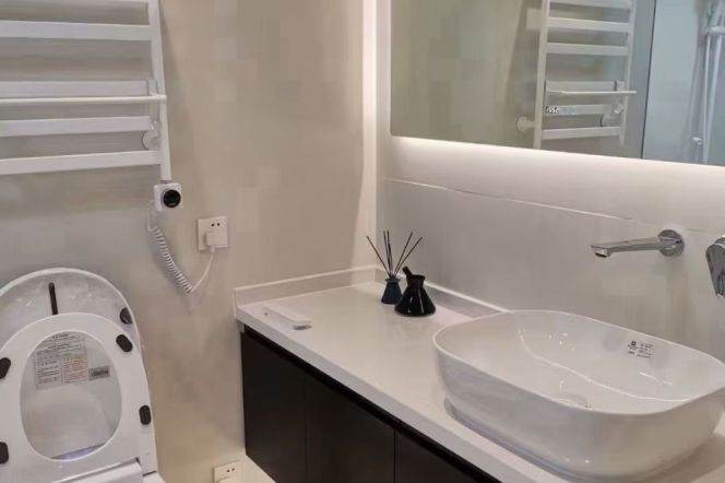 brand new 1br+balcony Nr iapm M1/10/12