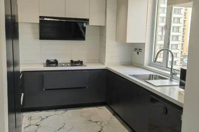 380m² 4+1BR Penthouse w/Dua-Terraces nr Columbia Circle