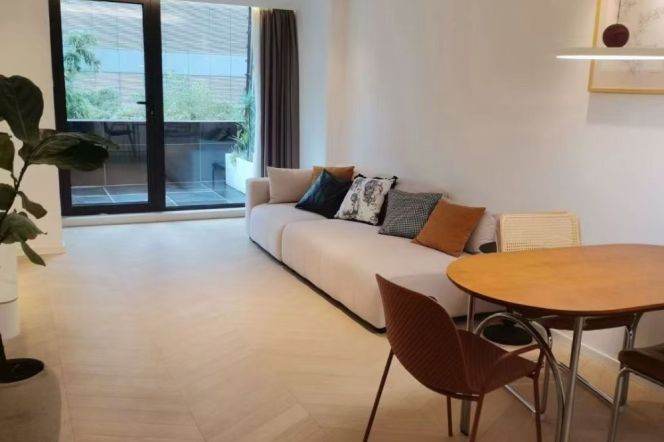 brand new 1br+balcony Nr iapm M1/10/12