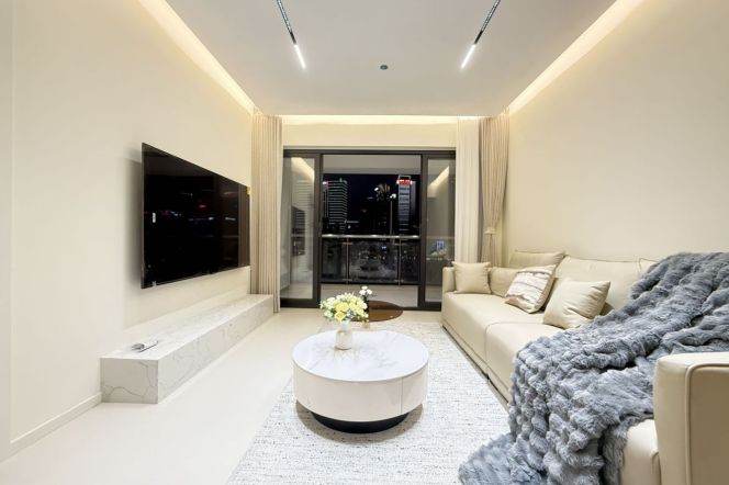 modern big 2brs with perfect river view floor heating open balcony beside Huang pu river 