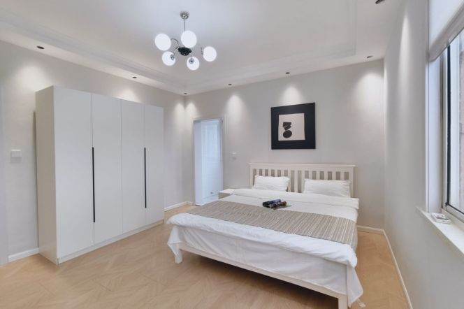 Elevator 2BR | Xietu Road | 5-min walk to Line 9 & Line 12 Jiashan Road Station