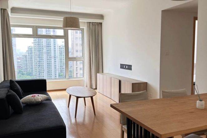 Decent Compound with Clubhouse- cosy 2br with Lift - line 3/4/7 zhenping road - Suzhou Riverside 