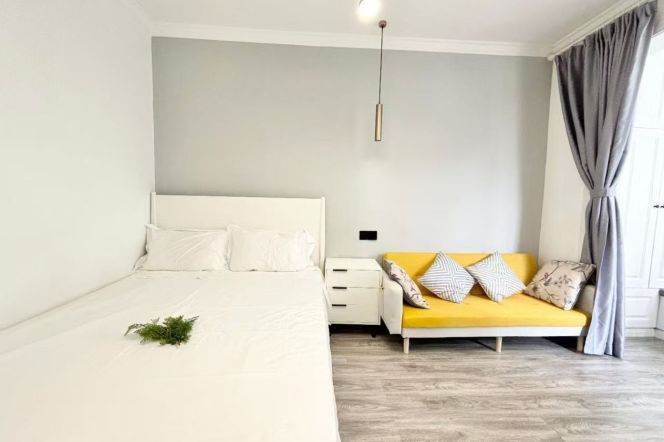 Cozy&bright 1br @wuning rd sta 5.2k