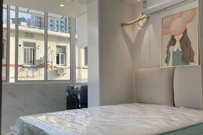 Full furnished 1br/1living @N Sichuan Rd & Line 10/12