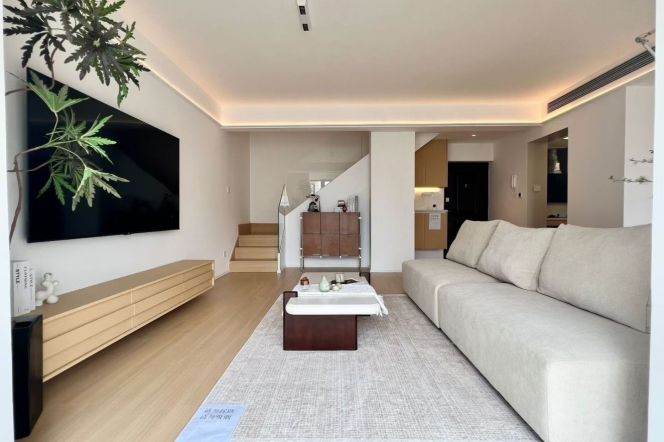 Elevator Duplex 2Br/2Lr/1Bt Close to L13/14 Wuning Rd Station 