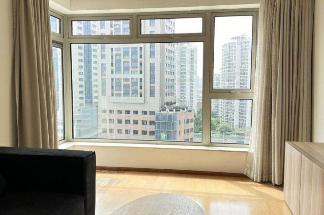 Decent Compound with Clubhouse- cosy 2br with Lift - line 3/4/7 zhenping road - Suzhou Riverside 