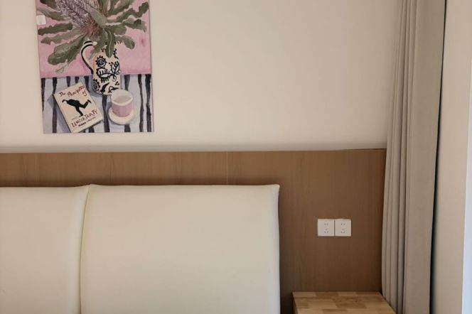 Modern decoration 2brs with floor heating  belong to central Xintiandi 