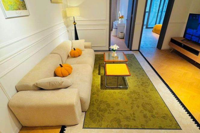 Elevator 3Br/2Lr/1Bt@L2/11 Jiangsu Rd Metro Station 