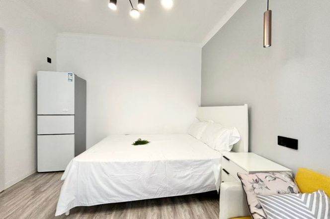 Cozy&bright 1br @wuning rd sta 5.2k