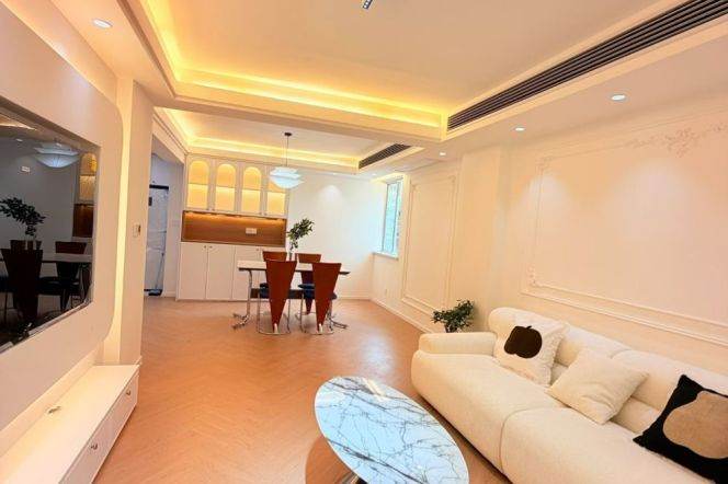 Elevator 1Br/2Lr/1Bt Close to L2/3/4 West Yan’an Rd&Zhongshan Park Station 