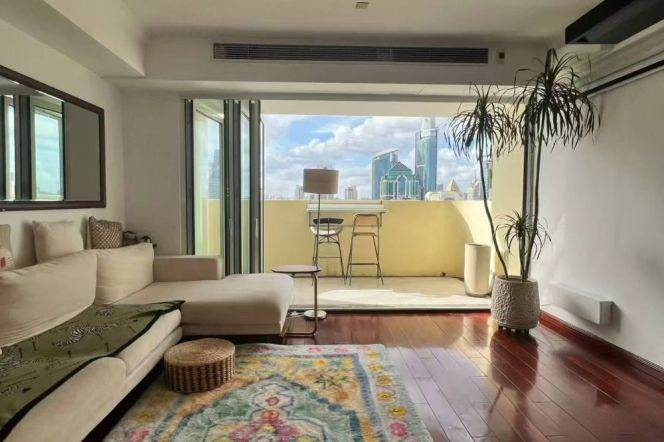 160m² 3BR 2BA High-Floor w/Balcony on North Xiangyang Rd