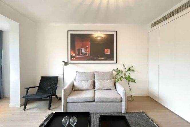 Floor Heating 1Br w. Central AC furnished