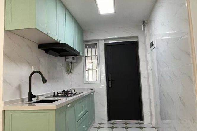 Full furnished 1br/1living @N Sichuan Rd & Line 10/12