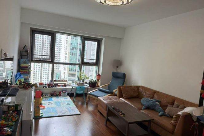 Modern 2brs/116sqm & elevator @Changping Rd & Line 7
