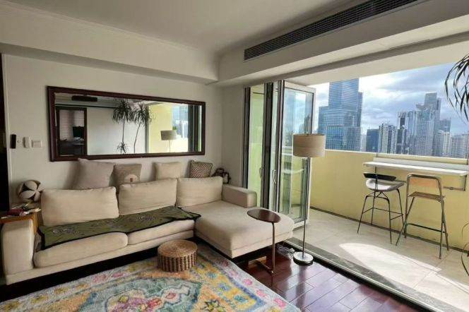 160m² 3BR 2BA High-Floor w/Balcony on North Xiangyang Rd