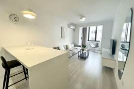 Modern 1br/2living & oven @W Yan'An Rd & Line 3/4