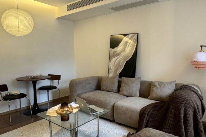 Spacious 1Br+ scenic window| Good compound | Changshou rd metro L7&13