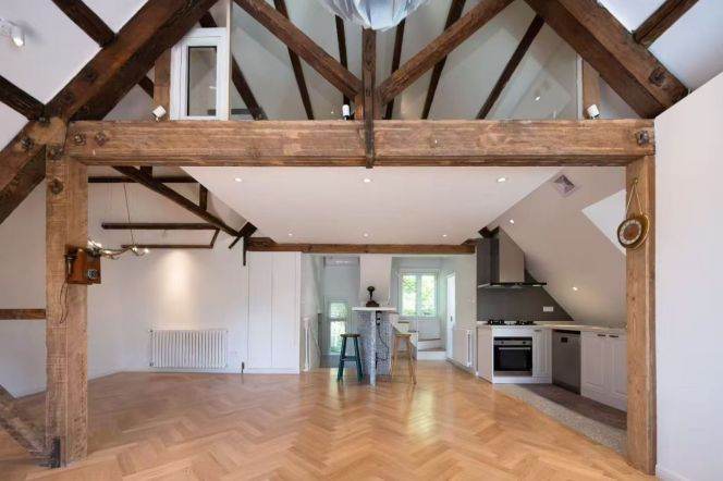 South Shanxi rd 3BR 2BATH with terrace