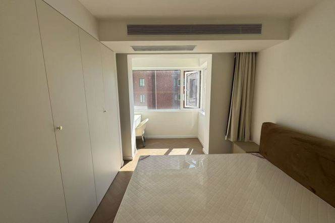 Changping station spacious & nice 2br with 15k