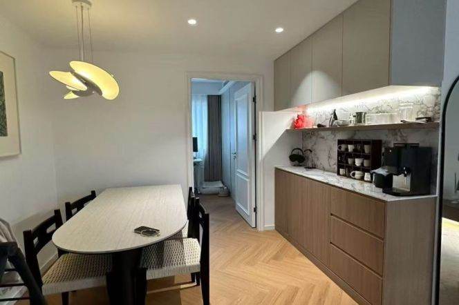 Zhenping station charming & nice 2br with 13k
