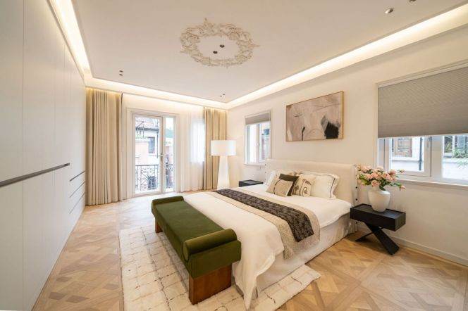 1Terrace 1Yard, 6Br 5Ba 280Sqm, Whole building, Jing'an temple, L2/7/14