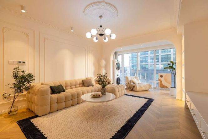 Loushanguan station stunning 3+1br2bt with 26k