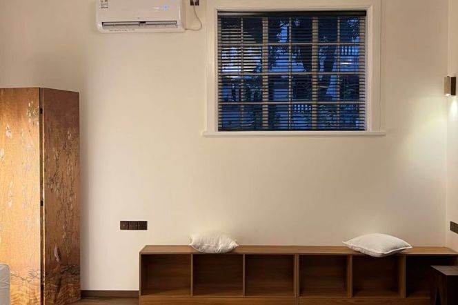 Charming 1Br/1Lr/1Bt apt nr Changshu rd,M1/7