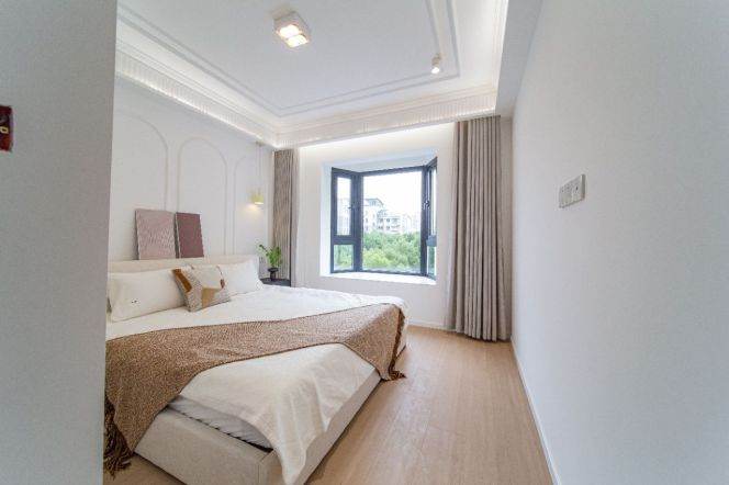 Brand-new! 3Br 2Ba 145Sqm, West yan'an road, L3/4