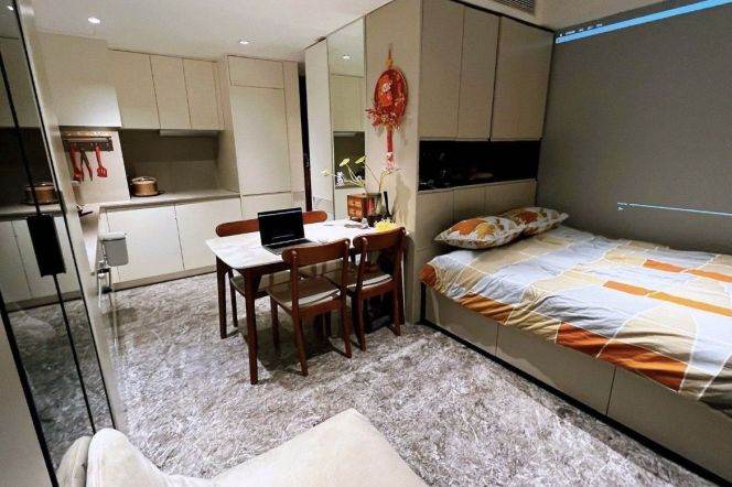 Luxury Balcony Apt. | 24h Butler, Free Gym & Pool, Close to Zhongxing Rd Lines 3/4/8