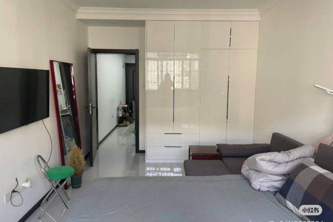 South-Facing 1 Bedroom in the Heart of Xuhui
