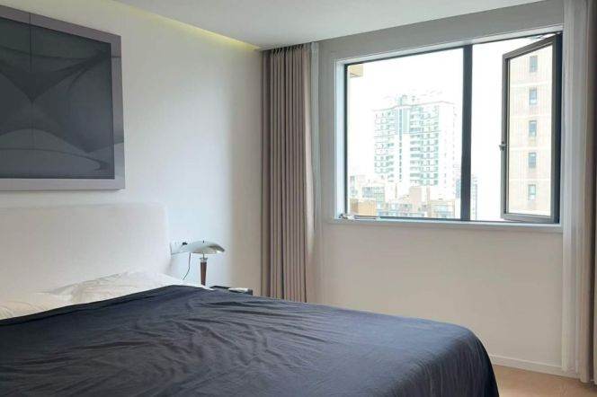 Xujiahui/elevator 1br 1lr/High floor/big living room/bright room,@L11/1/9