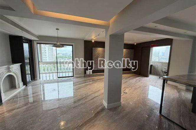 Floor heating 174sqm 2+1BR APT nr IAPM 32.5k