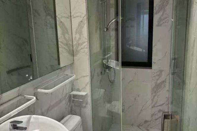 Jing'an Temple Metro L2/7 /1Br 70Sqm / Warm /elevator +heating 9K