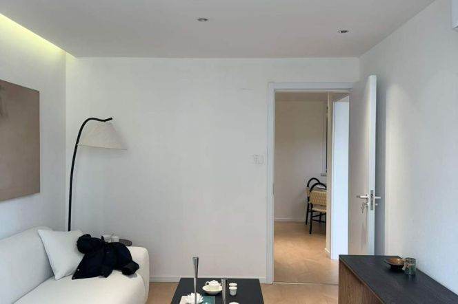 Xujiahui/elevator 1br 1lr/High floor/big living room/bright room,@L11/1/9