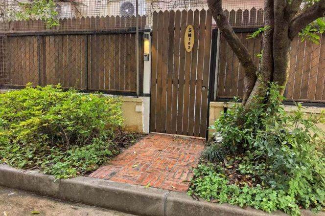 comfortable 1br +yard Nr xujiahui M1/9/11