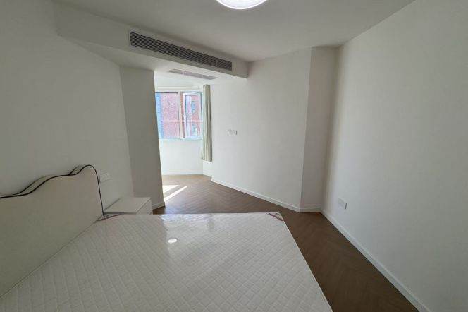 Changping station spacious & nice 2br with 15k