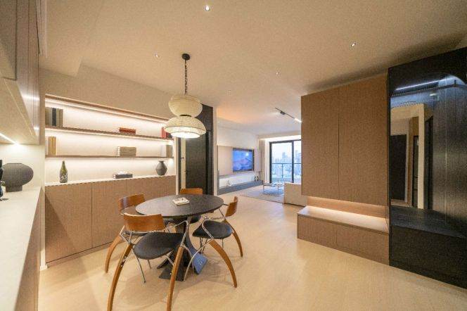 Great view 2Brs/2Lrs/1Bt apt nr Zhenping rd,M3/4/7